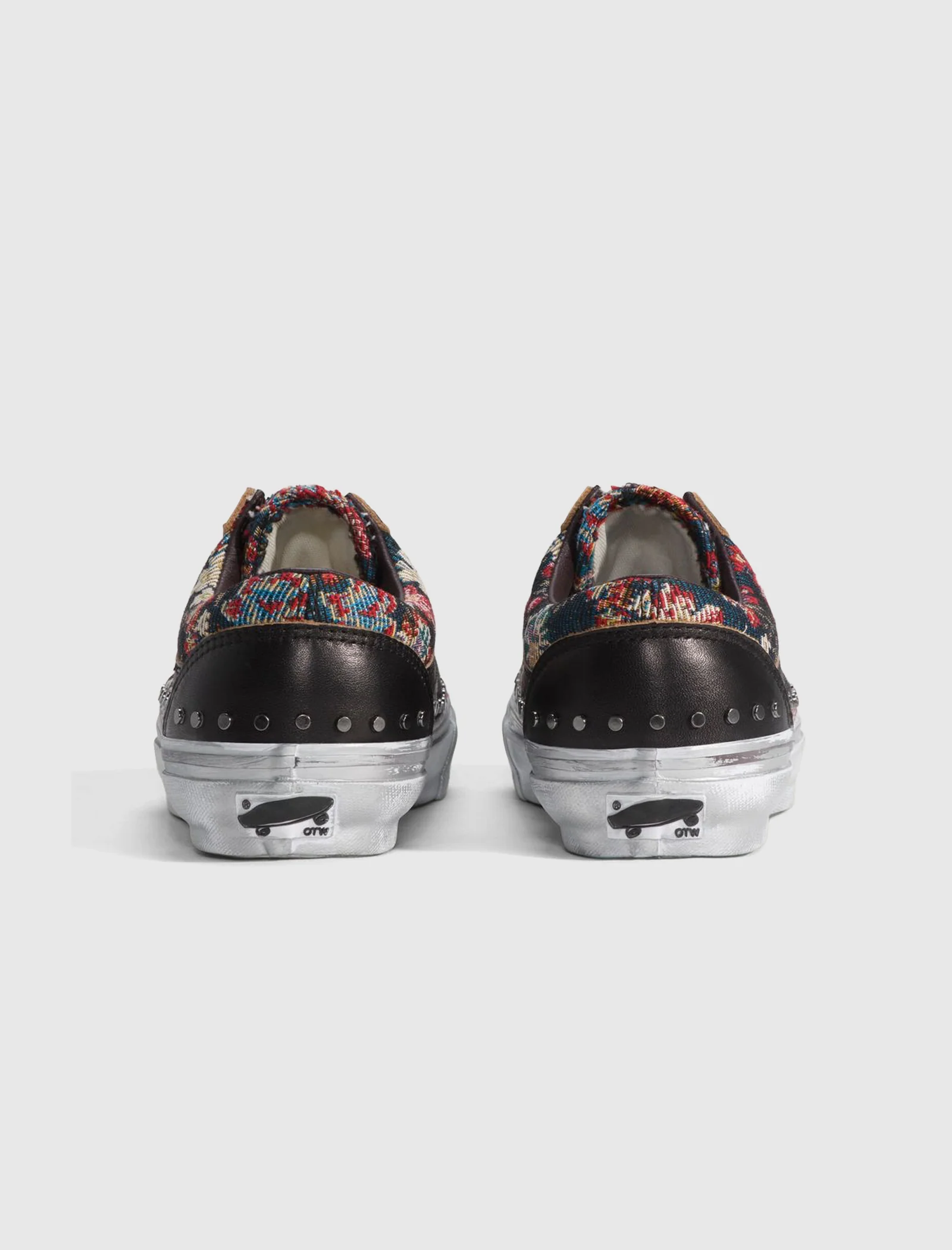 OTW OLD SKOOL 36 VIBRAM "FLORAL BLACK" - Image 4